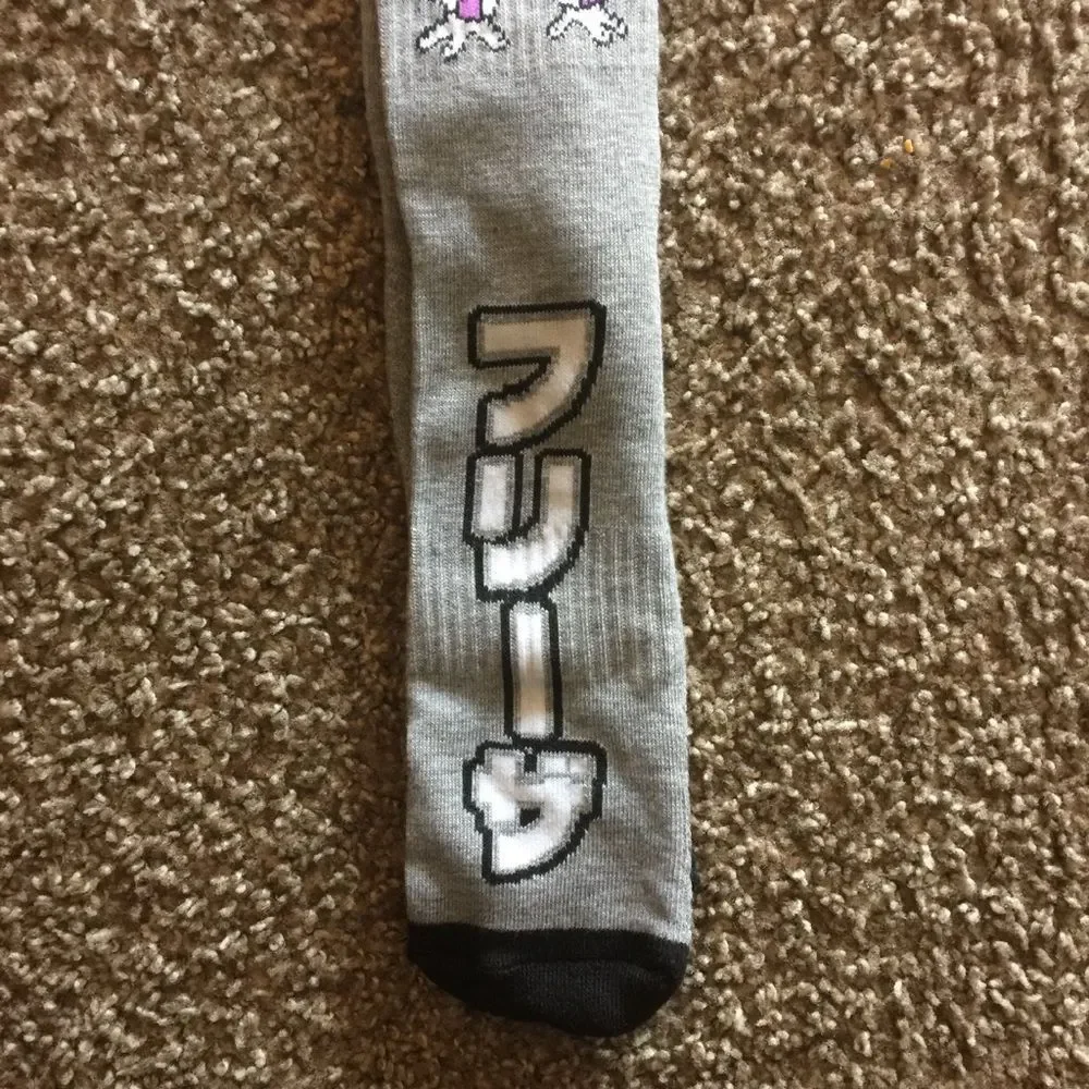 Dragon Ball Z Frieza Socks - Picture 3 of 7